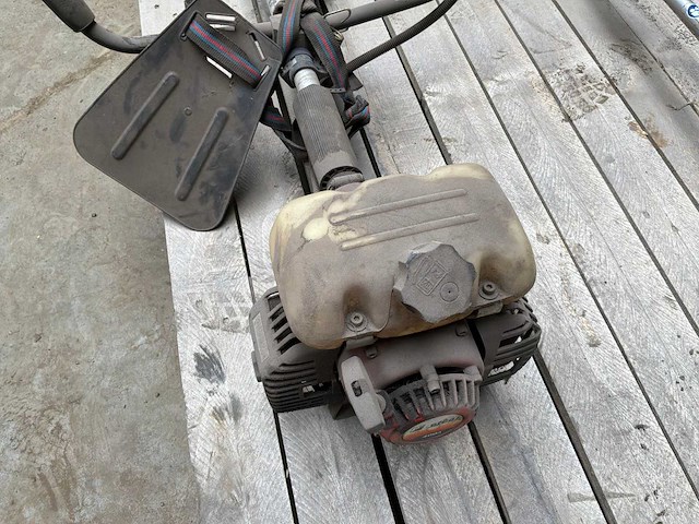 Efco 400a bosmaaier - afbeelding 5 van  8