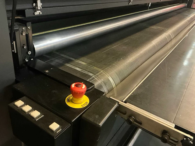 Efi vutek gs3250lx grootformaat hybride uv printer - afbeelding 6 van  10