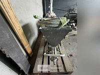 Egaline pomp nicover - afbeelding 2 van  7