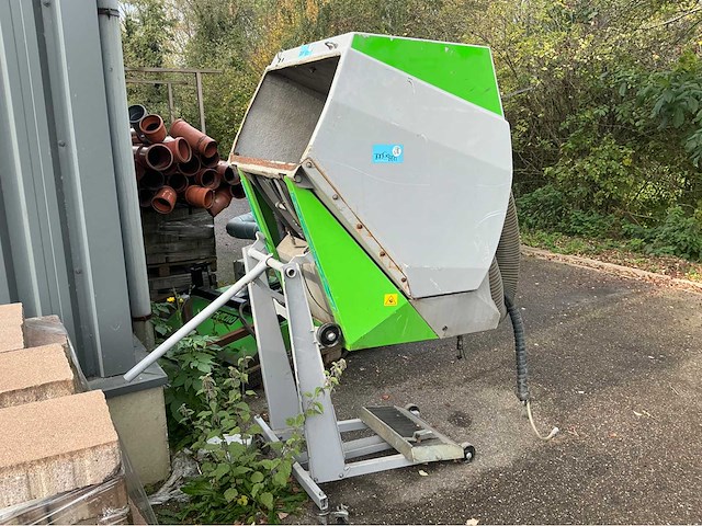 Egholm straatveegmachine met extra’s - afbeelding 32 van  39