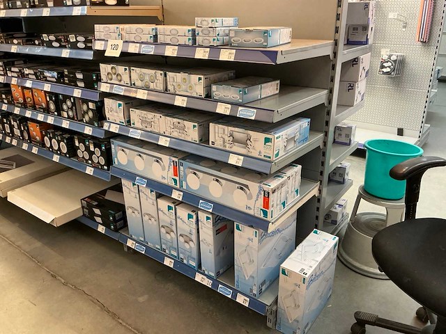 Eglo diverse badkamerverlichting (28x) - afbeelding 1 van  8