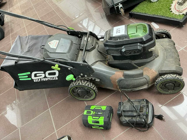 Ego accu grasmaaier - afbeelding 1 van  3