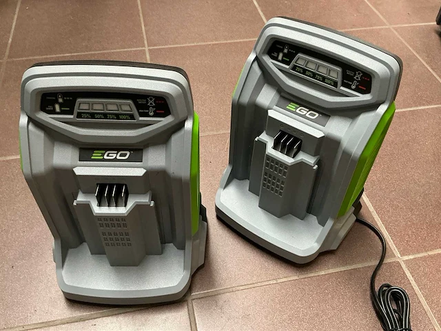Ego ch5500e accusnellader (2x) - afbeelding 1 van  4