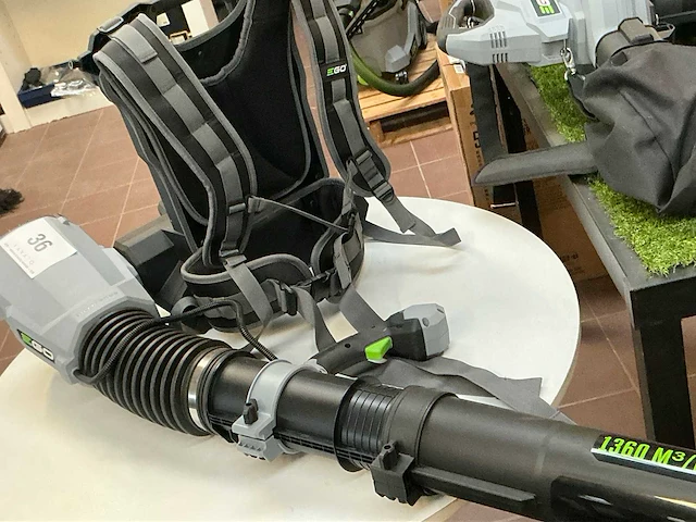 Ego lbp8000e accu ruggedragen bladblazer - afbeelding 2 van  4