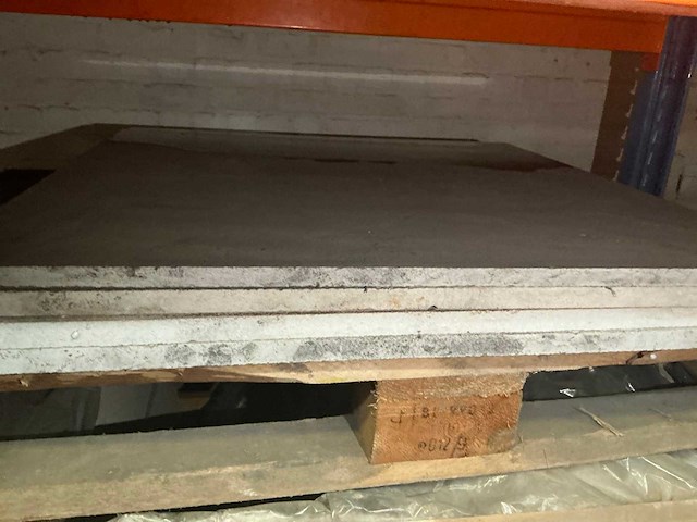 Egy tripoly calima natuursteen tuintegel (34x) - afbeelding 1 van  2