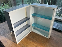 Ehbo kast - afbeelding 2 van  2