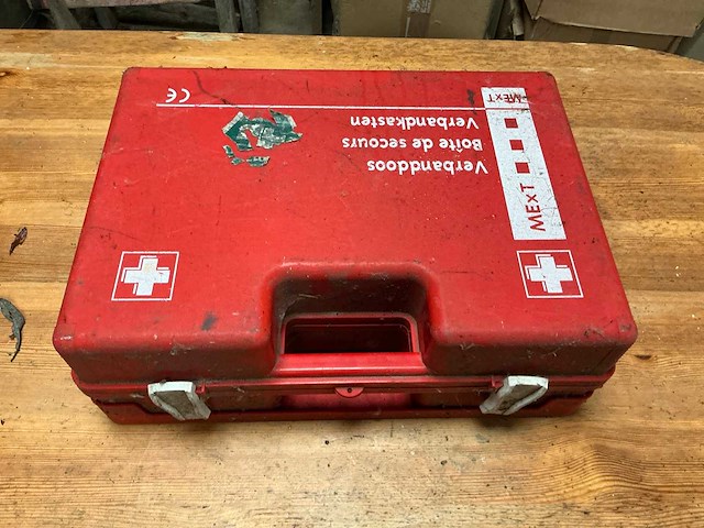 Ehbo - afbeelding 2 van  2