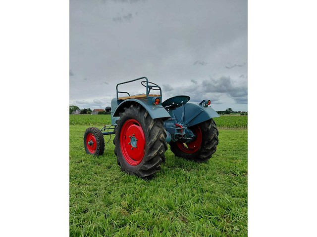 Eicher ekl 15 vintage tractor - afbeelding 2 van  5