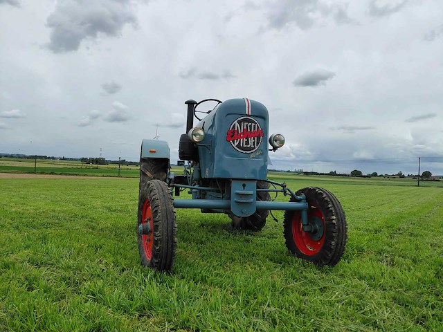 Eicher ekl 15 vintage tractor - afbeelding 4 van  5