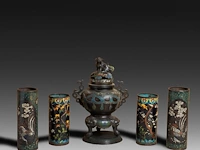 Eight japanese champlevé enameled bronzes; three figures, two pairs of vases and one censer, 19th/20thc, tallest h 44 cm - afbeelding 2 van  5
