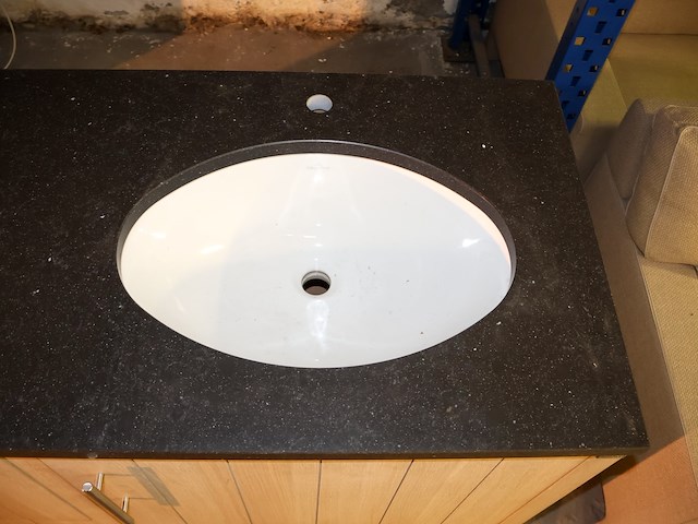 Eiken badkamer meubel - afbeelding 6 van  9