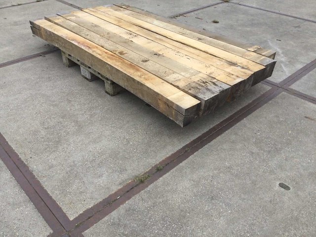 Eiken balken 135x135x2100 ( 8 ) - afbeelding 4 van  6