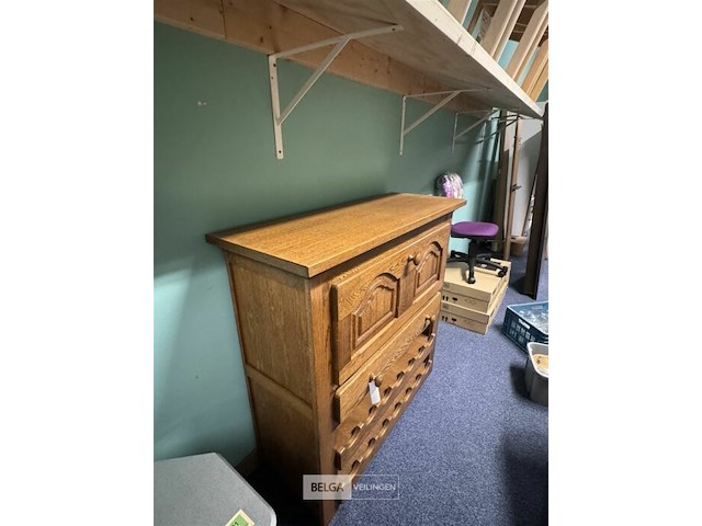 Eiken barkast met wijnrek - afbeelding 2 van  3