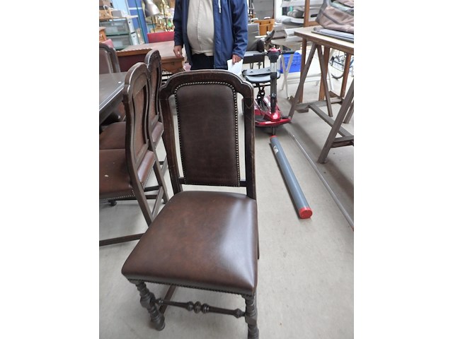 Eiken eetplaats massief t8st dres vitrine - afbeelding 5 van  5