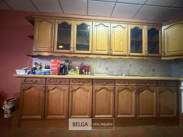 Eiken keuken + toestellen - afbeelding 4 van  10