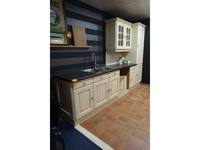 Eiken keuken - afbeelding 2 van  6