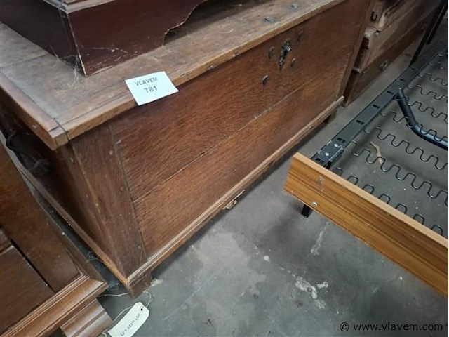 Eiken koffer - afbeelding 1 van  1
