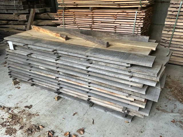 Eiken planken 29 mm 0,843 m3 - afbeelding 1 van  3
