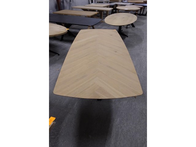 Eiken tafel - afbeelding 2 van  3