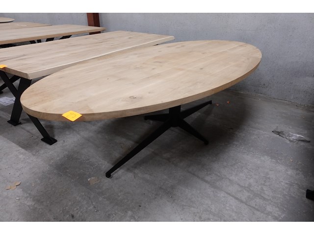 Eiken tafel - afbeelding 1 van  3