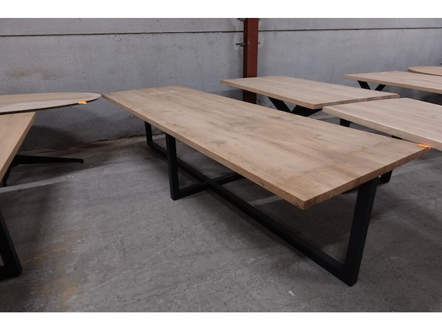 Eiken tafel - afbeelding 1 van  5