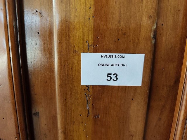 Eikenhouten bibliotheekkast flamant met 2 glazen deuren en 6 eikenhouten deuren camille&vence, eiken ladenkast met 4 laden, spiegel in houten kader - afbeelding 9 van  12