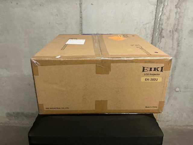 Eiki ek-350u beamers & projectie - afbeelding 4 van  5