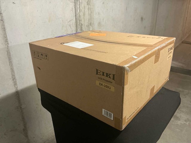 Eiki ek-350u beamers & projectie - afbeelding 5 van  5