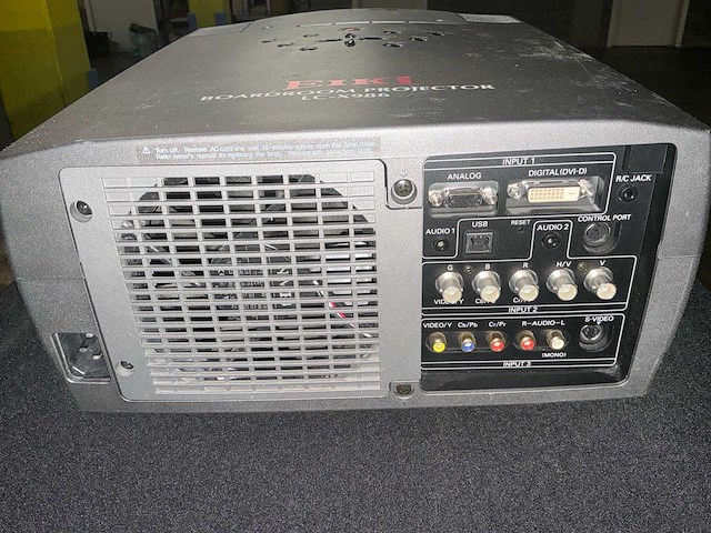 Eiki lc-x986 boardroom projector beamers & projectie - afbeelding 3 van  3
