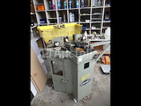 Eisele pressta pneumatische krimpmachine