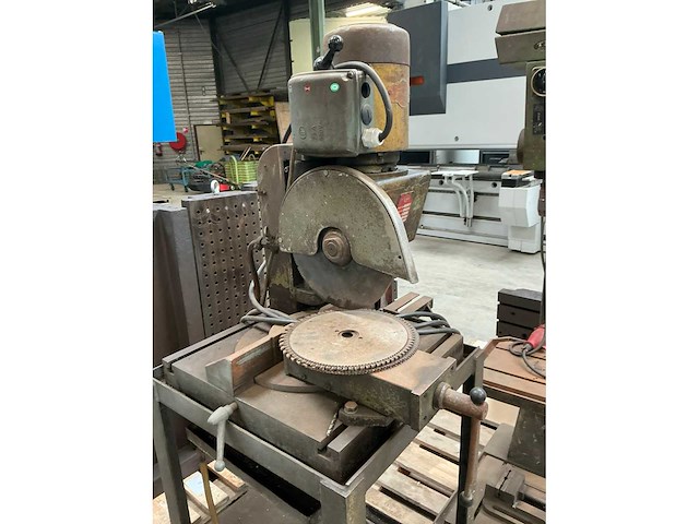 Eisele vms11 afkortcirkelzaagmachine - afbeelding 2 van  6