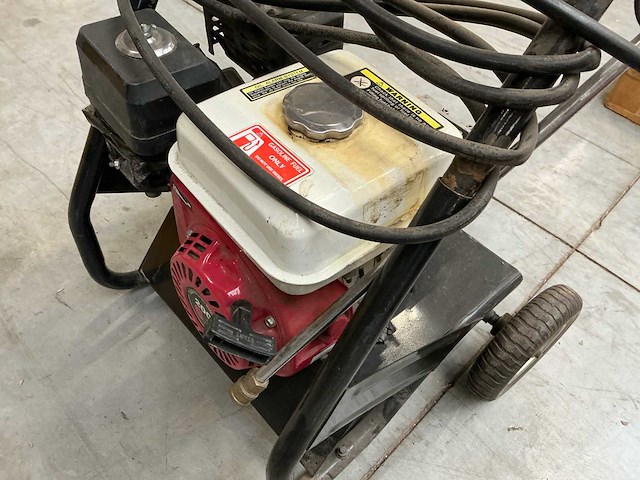 Eizen kraft 2500 psi hogedrukreiniger benzinemotor - afbeelding 3 van  4