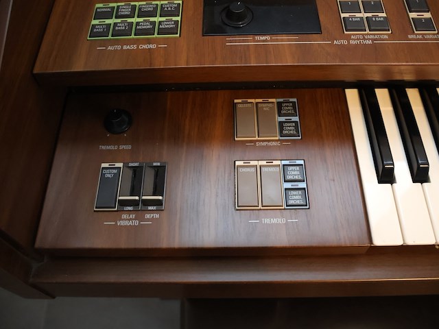 Electone elektrische piano - afbeelding 8 van  11