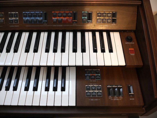 Electone elektrische piano - afbeelding 9 van  11