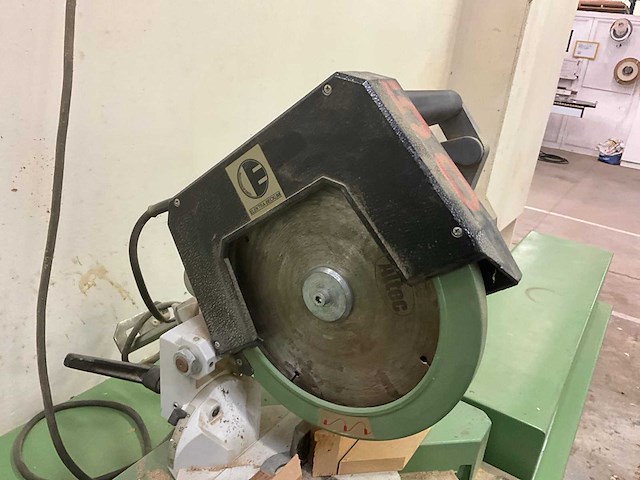 Electra beckum radiaalafkortzaagmachine - afbeelding 4 van  4