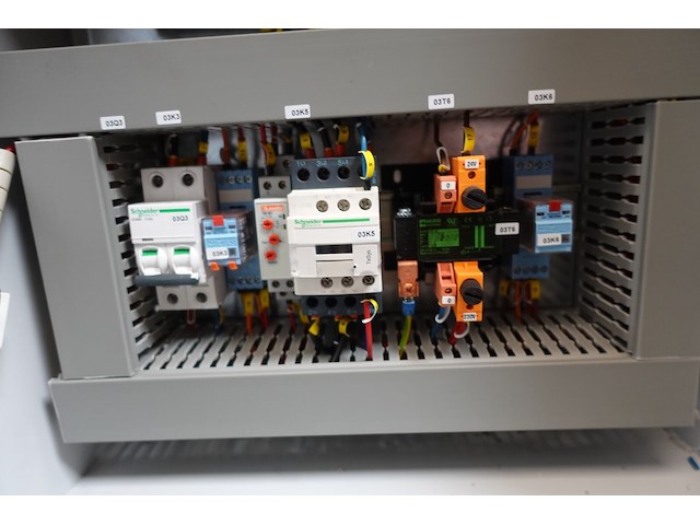 Electriciteitsbord met inhoud - afbeelding 6 van  7