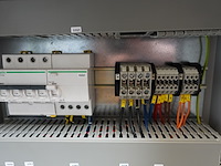 Electriciteitsbord met inhoud - afbeelding 7 van  7