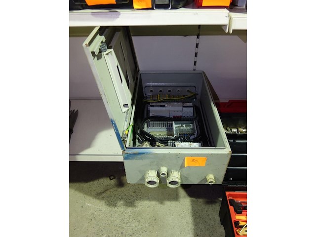 Electriciteitskast - afbeelding 1 van  2