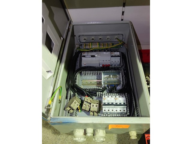 Electriciteitskast - afbeelding 2 van  2
