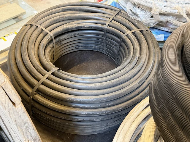 Electriciteitstoebehoren - afbeelding 5 van  20
