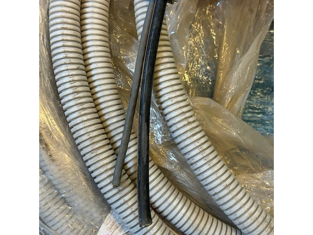 Electriciteitstoebehoren - afbeelding 10 van  20