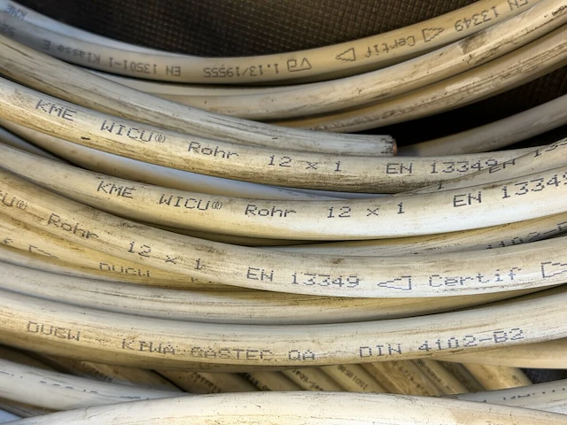 Electriciteitstoebehoren - afbeelding 16 van  20