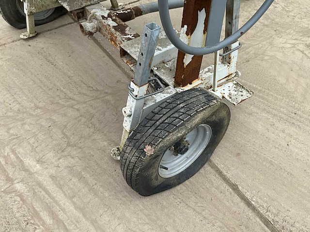Electrisch betonmolen op onderstel - functioneel - afbeelding 3 van  11