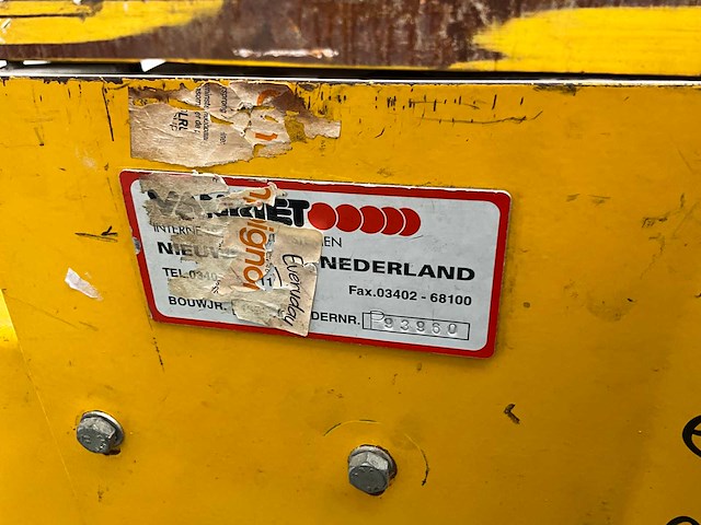 Electrische draai / sorteer tafel vanriet 1999 - afbeelding 7 van  8