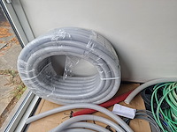 Electrische kabel en waterdarmen - afbeelding 3 van  11