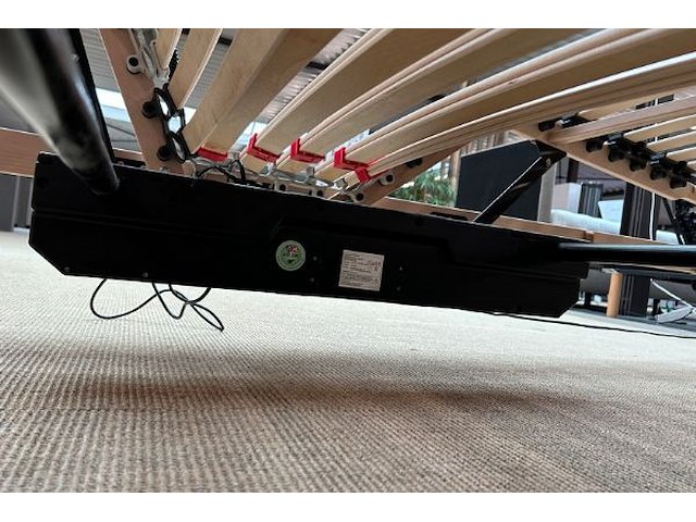 Electrische lattenbodem - afbeelding 9 van  13