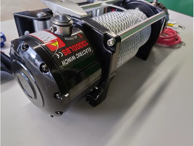 Electrische lier 12 volt 5800kg - afbeelding 9 van  15