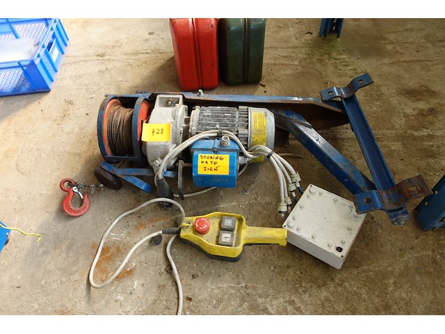 Electrische takel (storing in electronica- contactor) - afbeelding 2 van  2