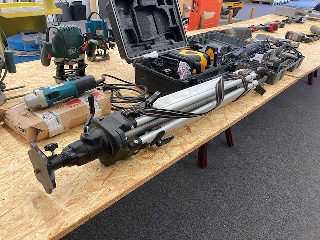 Electrische toestellen voor klussen (met tafels) - afbeelding 59 van  61