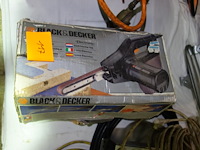 Electrische vijl black en decker - afbeelding 1 van  2